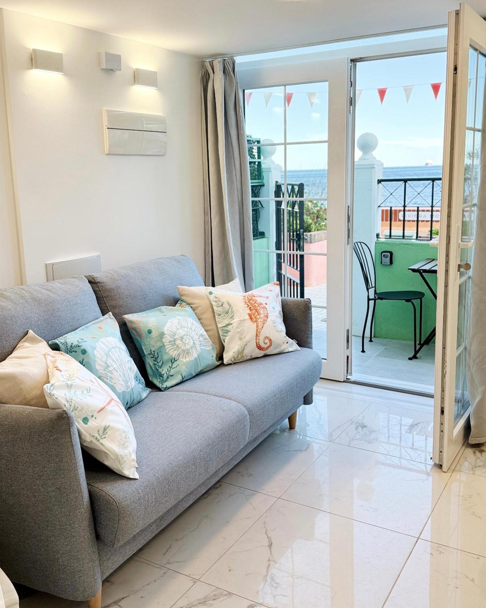Unique Waterfront Duplex On The Mediterranean - Caleta, Catalan Bay Gibraltar Exterior foto